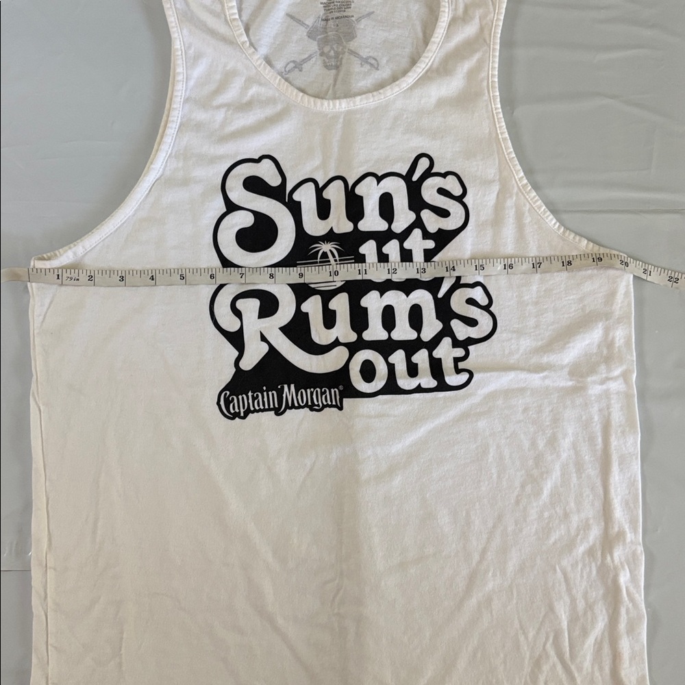 Captain Morgan “Sun’s Out, Rum’s Out” Graphic Tank Top White Sz L - Picture 5 of 7
